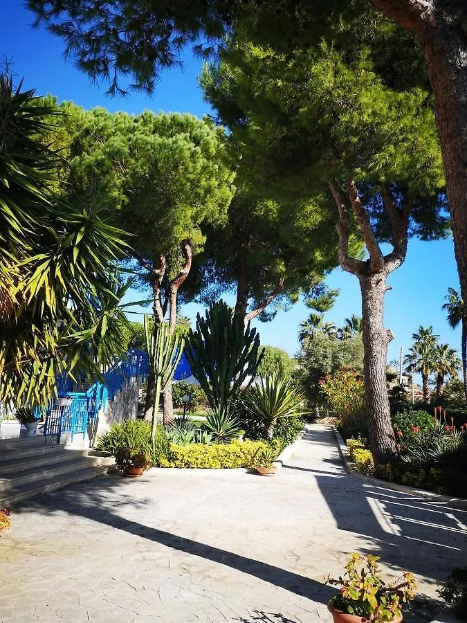 Bed & Breakfast Nido Colorato Appartaments-Rooms Fontane Bianche