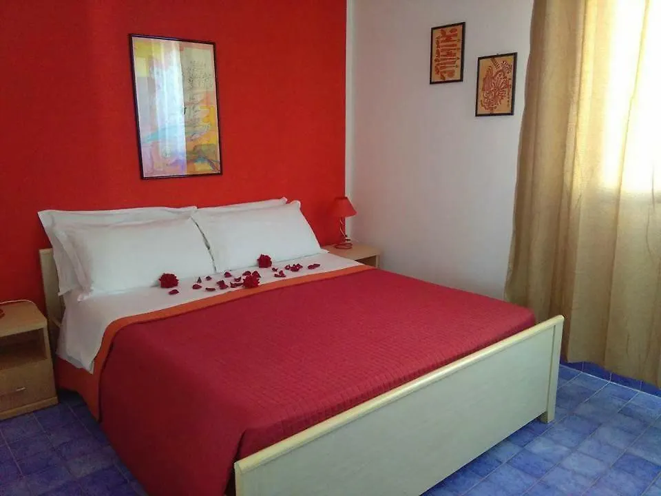 Bed & Breakfast Nido Colorato Appartaments-Rooms Fontane Bianche