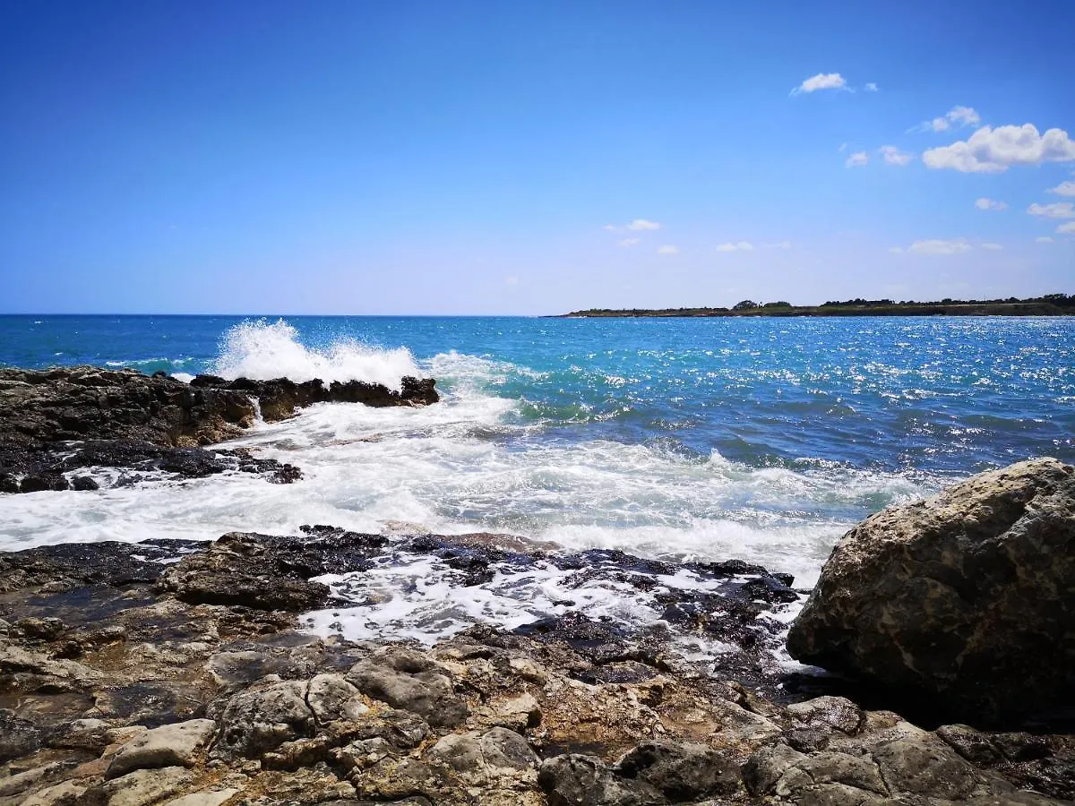 Bed & Breakfast Nido Colorato B&B Fontane Bianche Italy