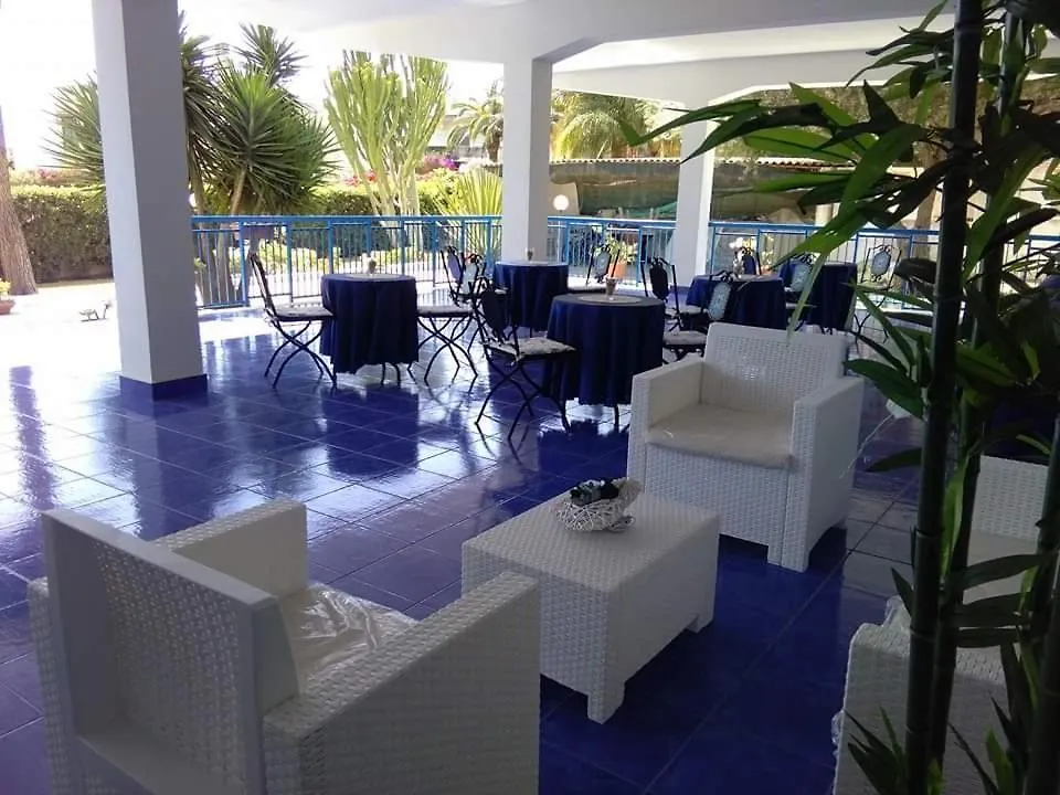 Nido Colorato Appartaments-Rooms Fontane Bianche